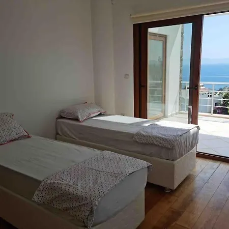 With Sea View & Pool Villa