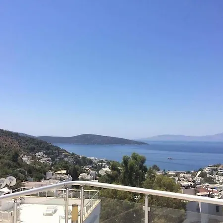 With Sea View & Pool *